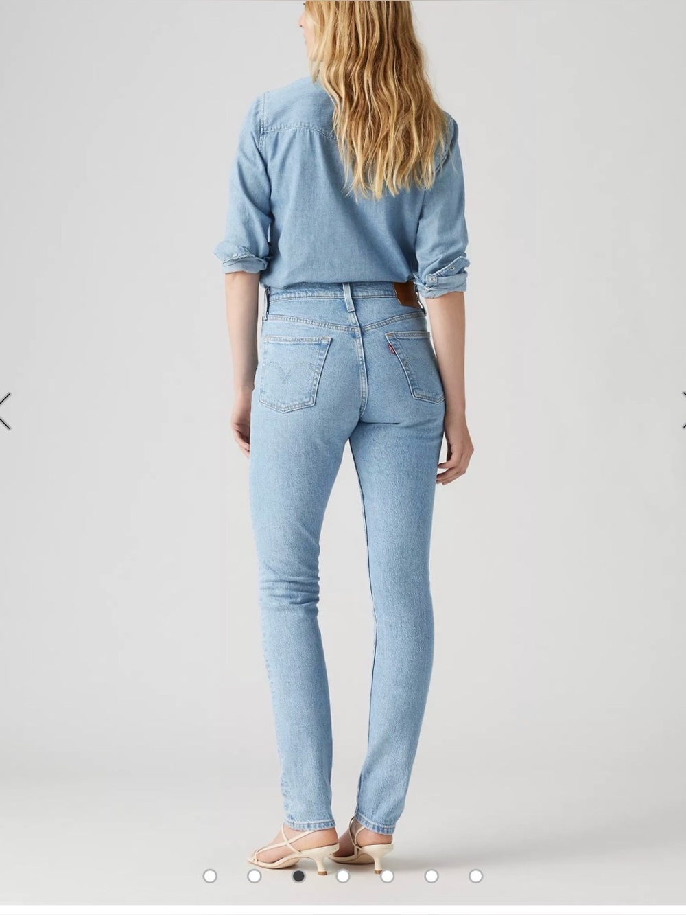 Levi’s Premium 501 Skinny Light Wash Straight Leg Jeans - Size 25x30